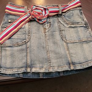 Beautiful Skirt with Bow on Belt 💖